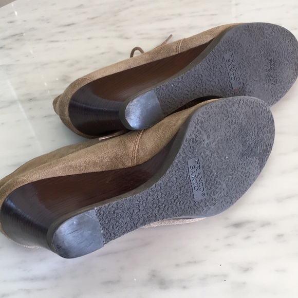 Franco Sarto Weston bootie lace up bootie. Size 10 - Picture 3 of 3